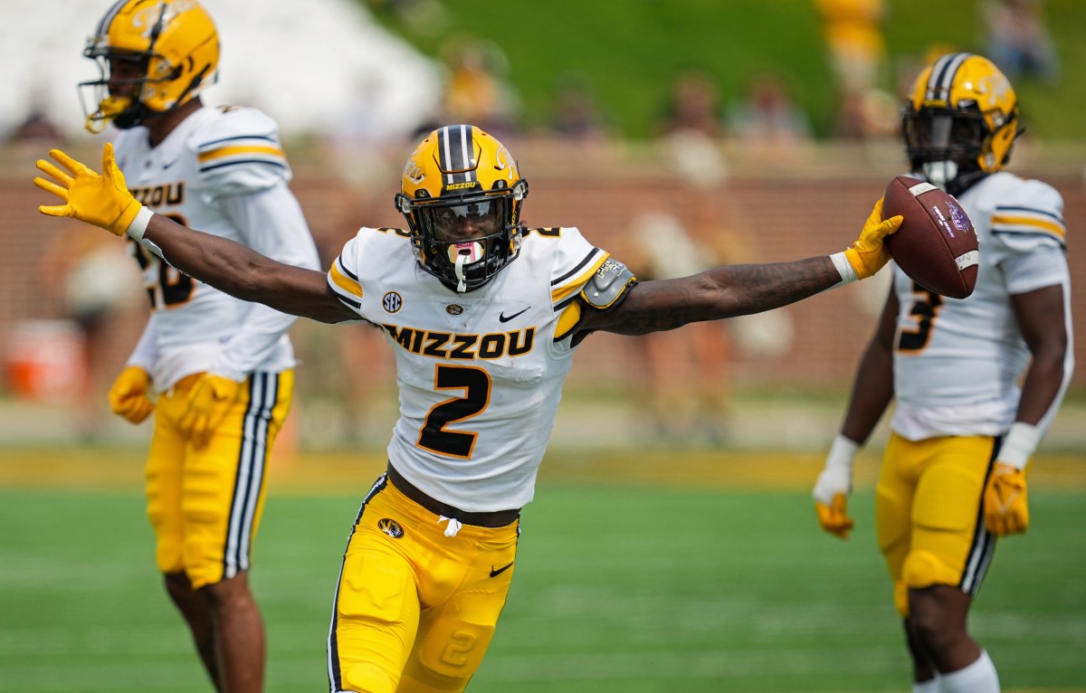 The Las Vegas Raiders could be impressed by Missouri cornerback Ennis Rakestraw Jr. in the 2024 NFL Draft.